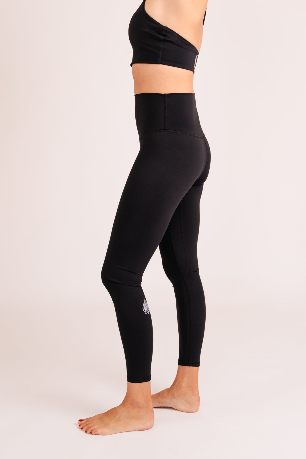 The C-Essence Leggings